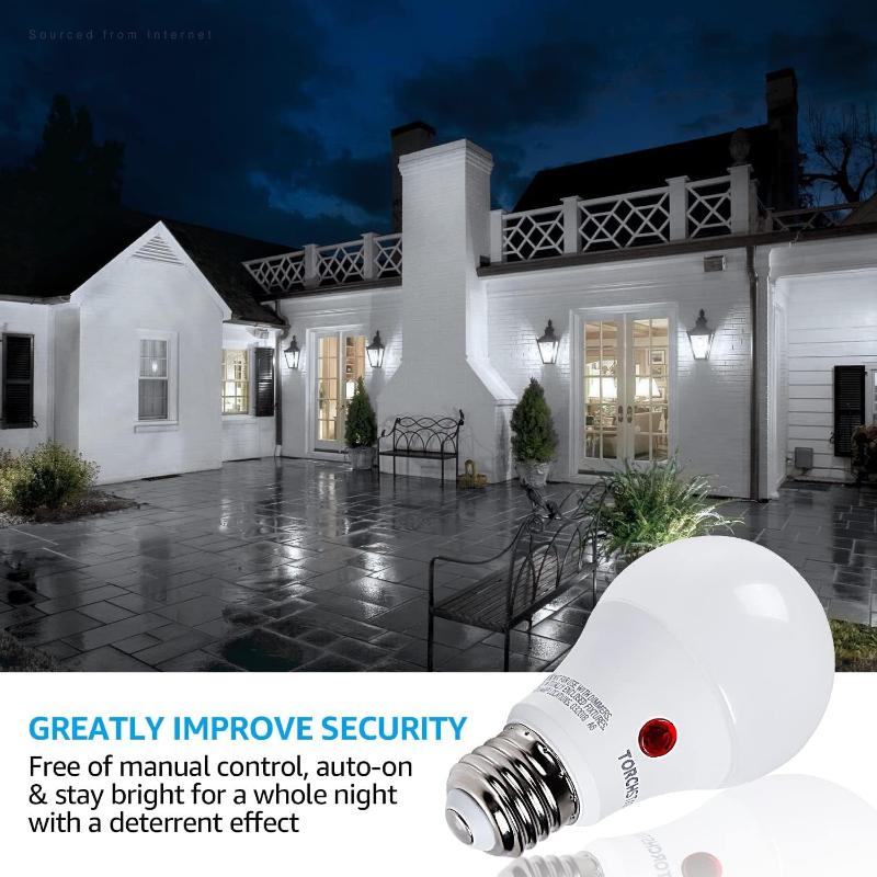 4 Pack - Dusk to Dawn LED Light Bulbs for Outdoor Lighting