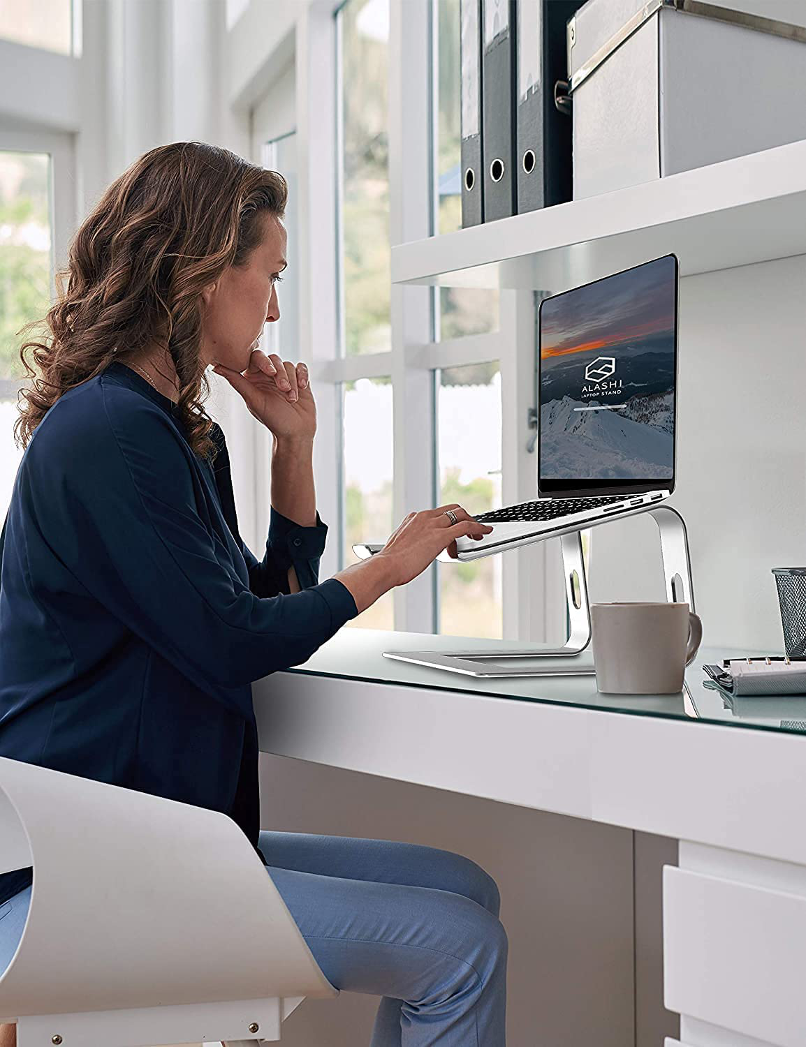 Soundance Laptop Stand, Aluminum Computer Riser, Ergonomic Laptops Elevator for Desk, Metal Holder Compatible with 10 to 15.6 Inches Notebook Computer