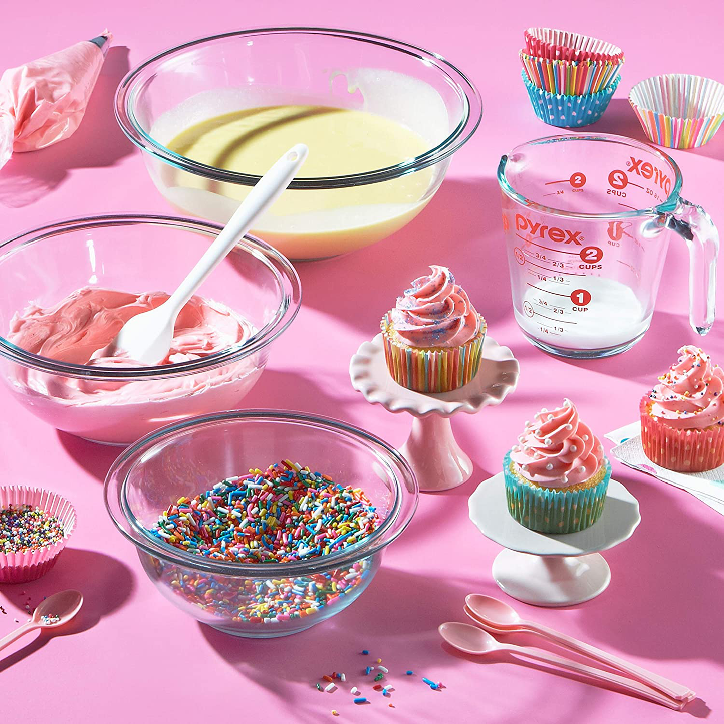 Pyrex Glass Mixing Bowl Set (3-Piece Set, Nesting, Microwave and Dishwasher Safe)