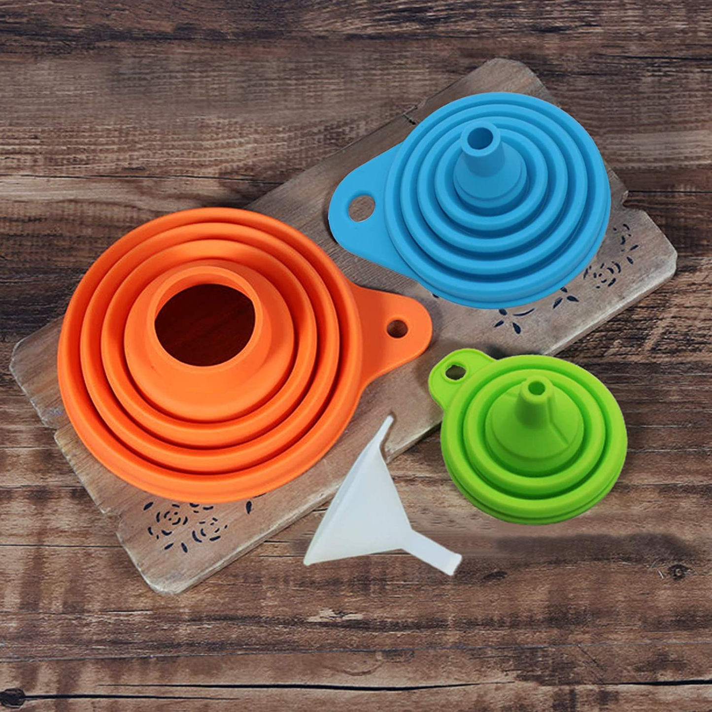 Collapsible Funnels for Kitchen Use, Mini Small Medium and Large 4 Foldable Funnel Sets for Filling Bottles Canning and Jar, Food Kitchen Items, BPA Free, Heat Resistant