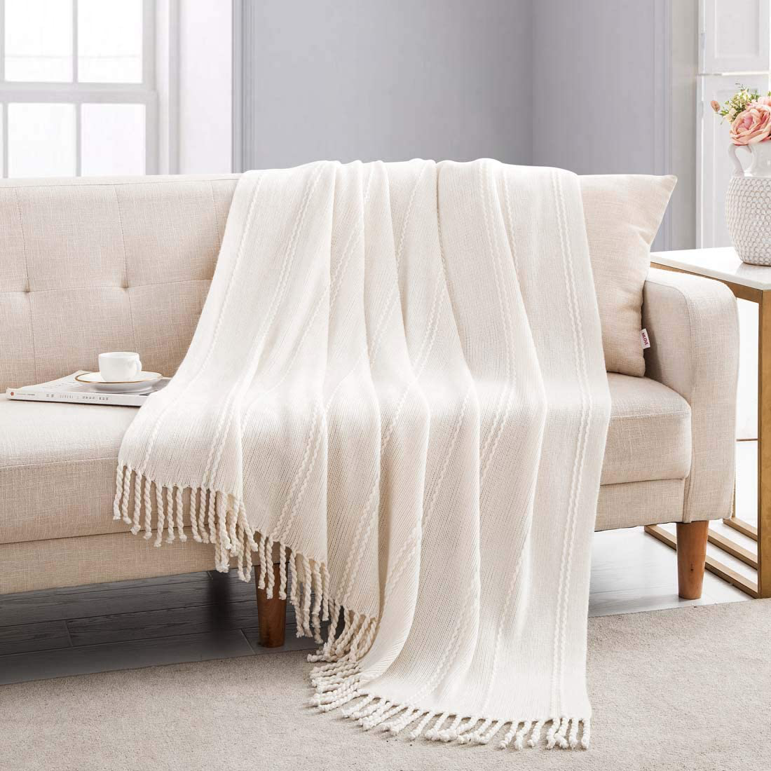 Revdomfly Knitted Throw Blanket Royal Blue Farmhouse Woven Blankets with Fringe Tassels for Couch Bed, 47" x 67", Royal Blue