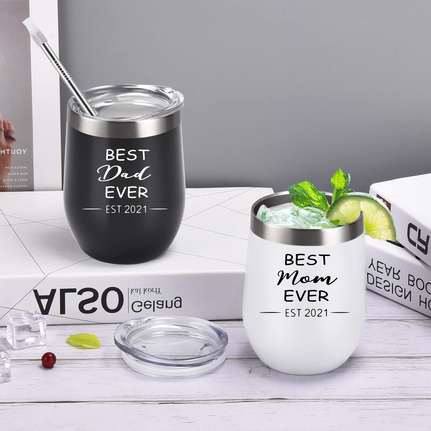 New Parents Gifts, Best Dad and Mom Ever Est 2021 Tumbler Set, New Mom and Dad Parents Baby Shower New Pregnancy Gift, Insulated Stainless Steel Wine Tumbler with Lid Straw(12Oz, Black and White)