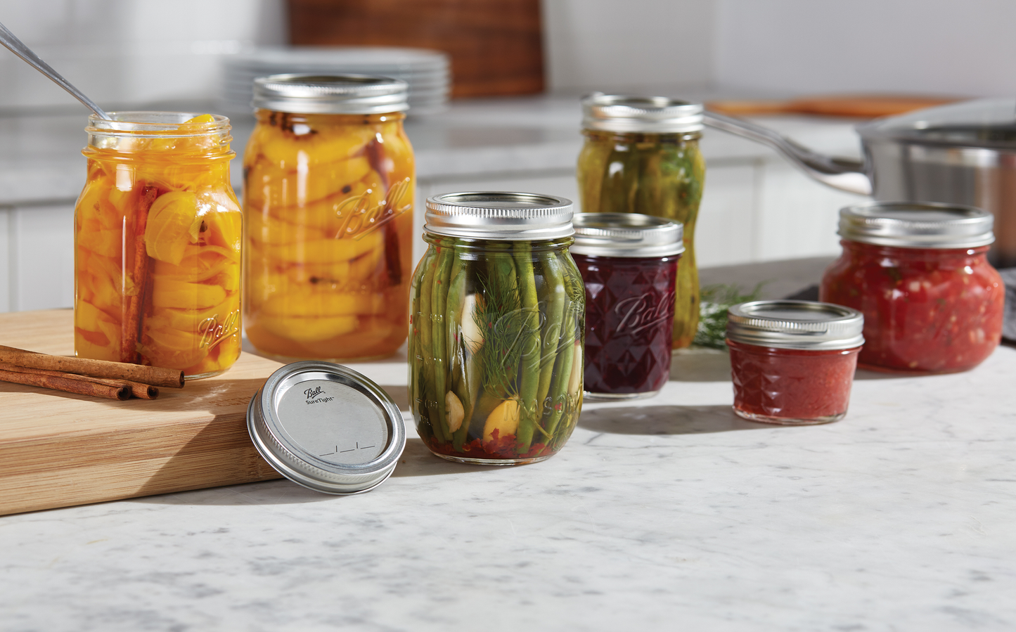 Ball, Glass Mason Jar with Lid & Band, Regular Mouth, 16 oz, 12 Count