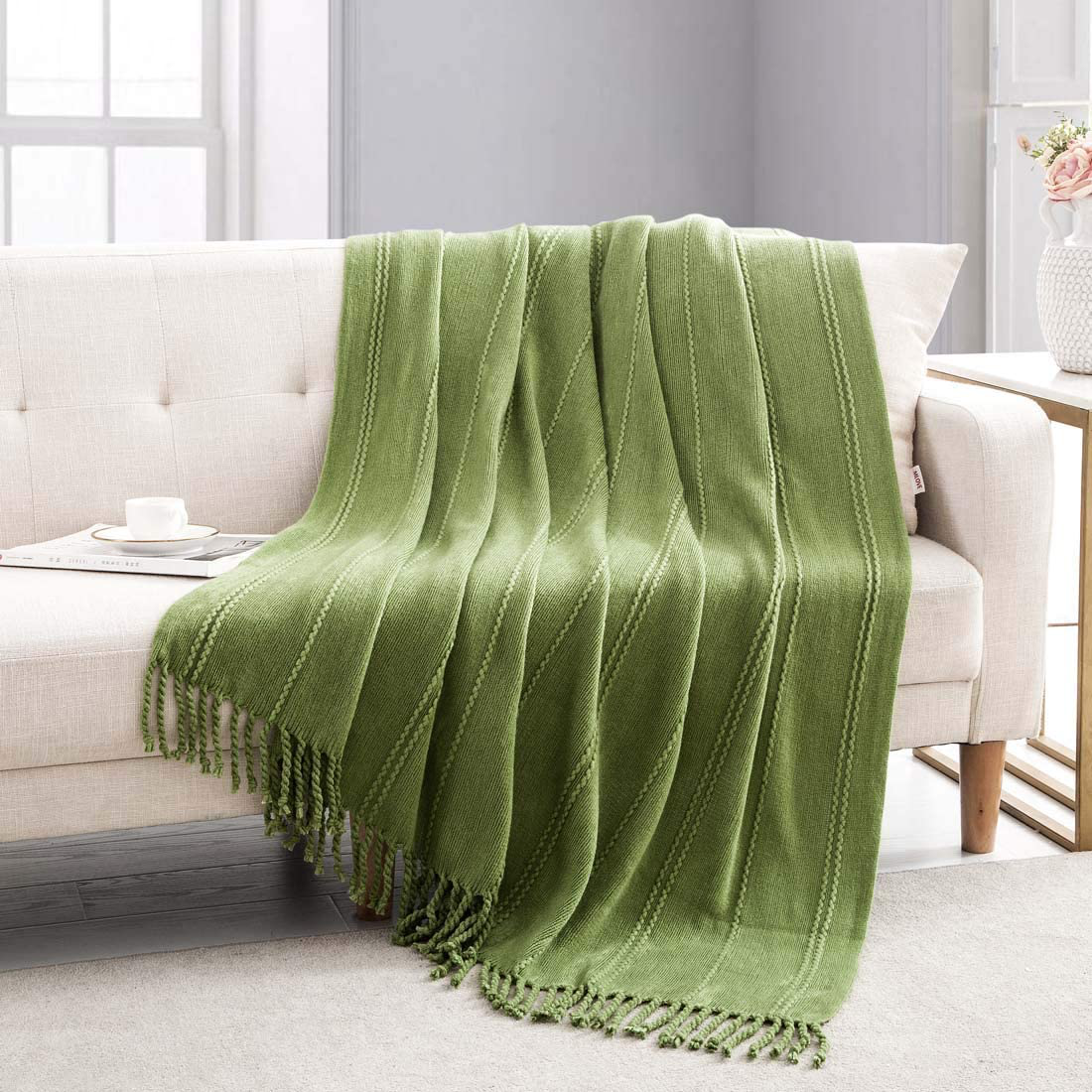 Revdomfly Knitted Throw Blanket Royal Blue Farmhouse Woven Blankets with Fringe Tassels for Couch Bed, 47" x 67", Royal Blue