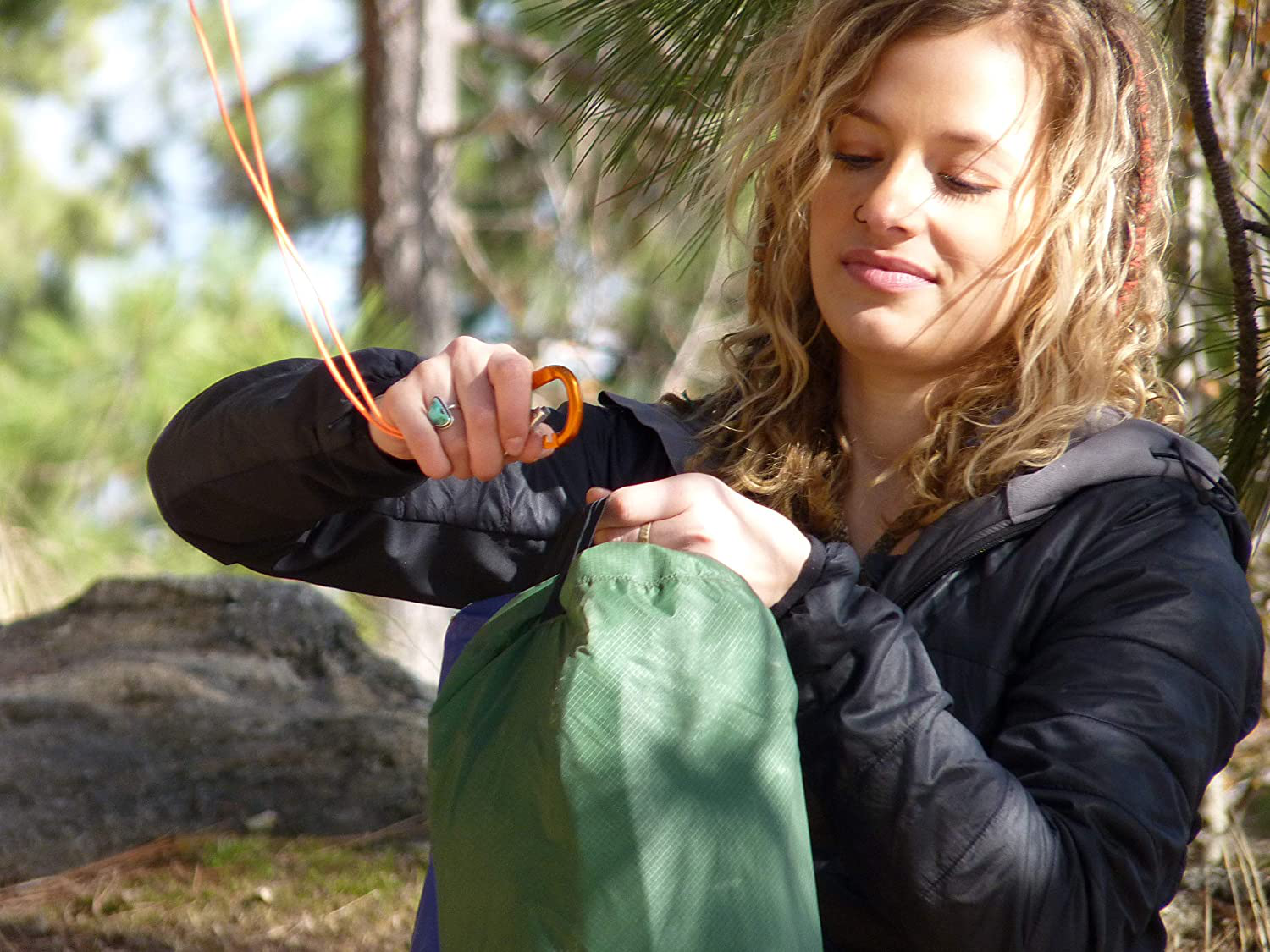 Selkirk Design Ultralight Food Bag Hanging System - Includes a Waterproof Bear Bag, Pulley System with Paracord Nylon Ropes & Carabiners, Rock Sok, and Instructions