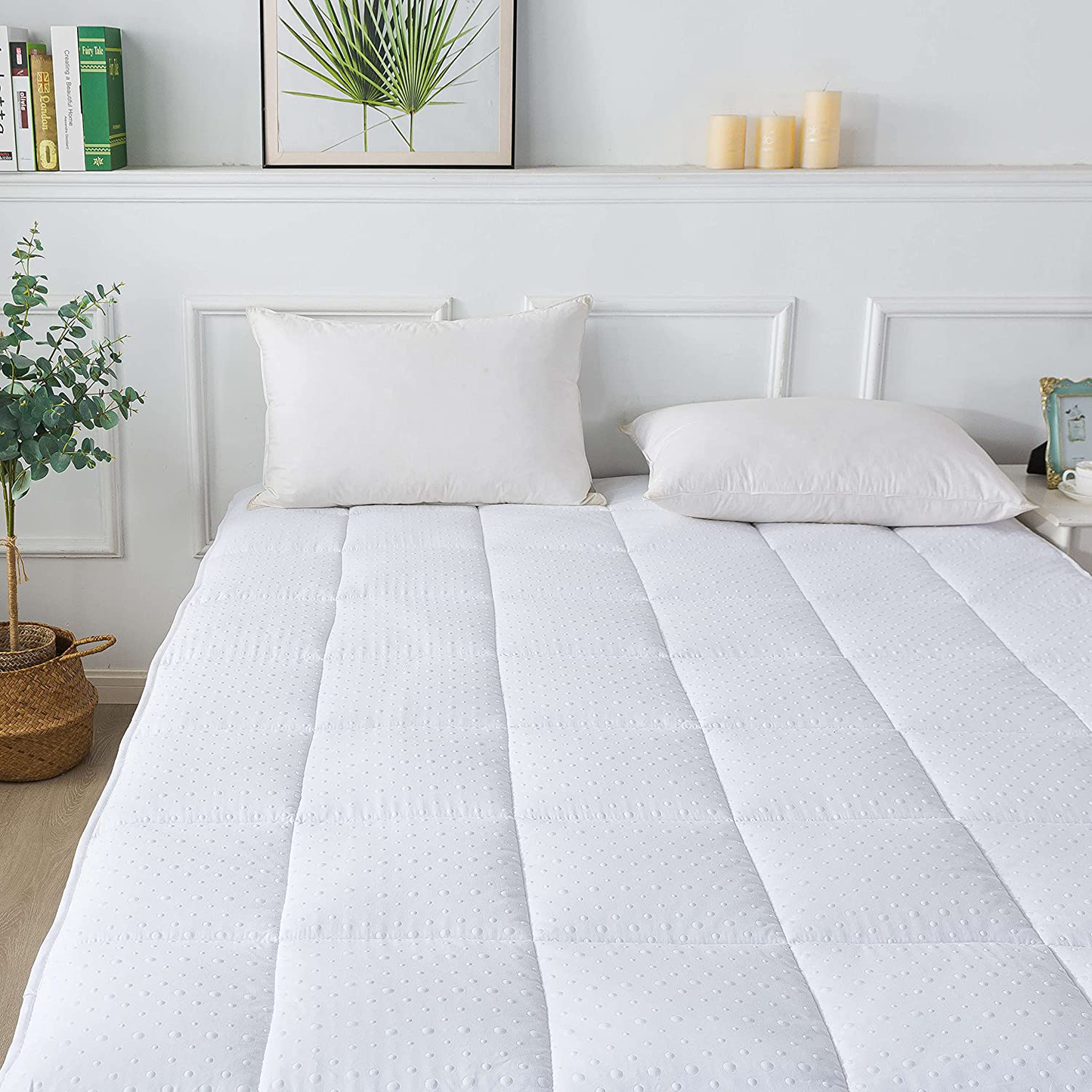 Mattress Pad Pillow Top Mattress Cover Quilted Fitted Mattress Protector 6-24" Deep Pocket Cooling Mattress Topper(Twin Size)