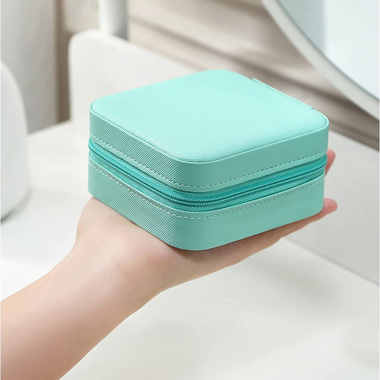Small Portable Travel Jewelry Box Organizer Display Storage Bag Portable Travel Storage Box for Storage Rings Earrings Necklace (Light Blue)