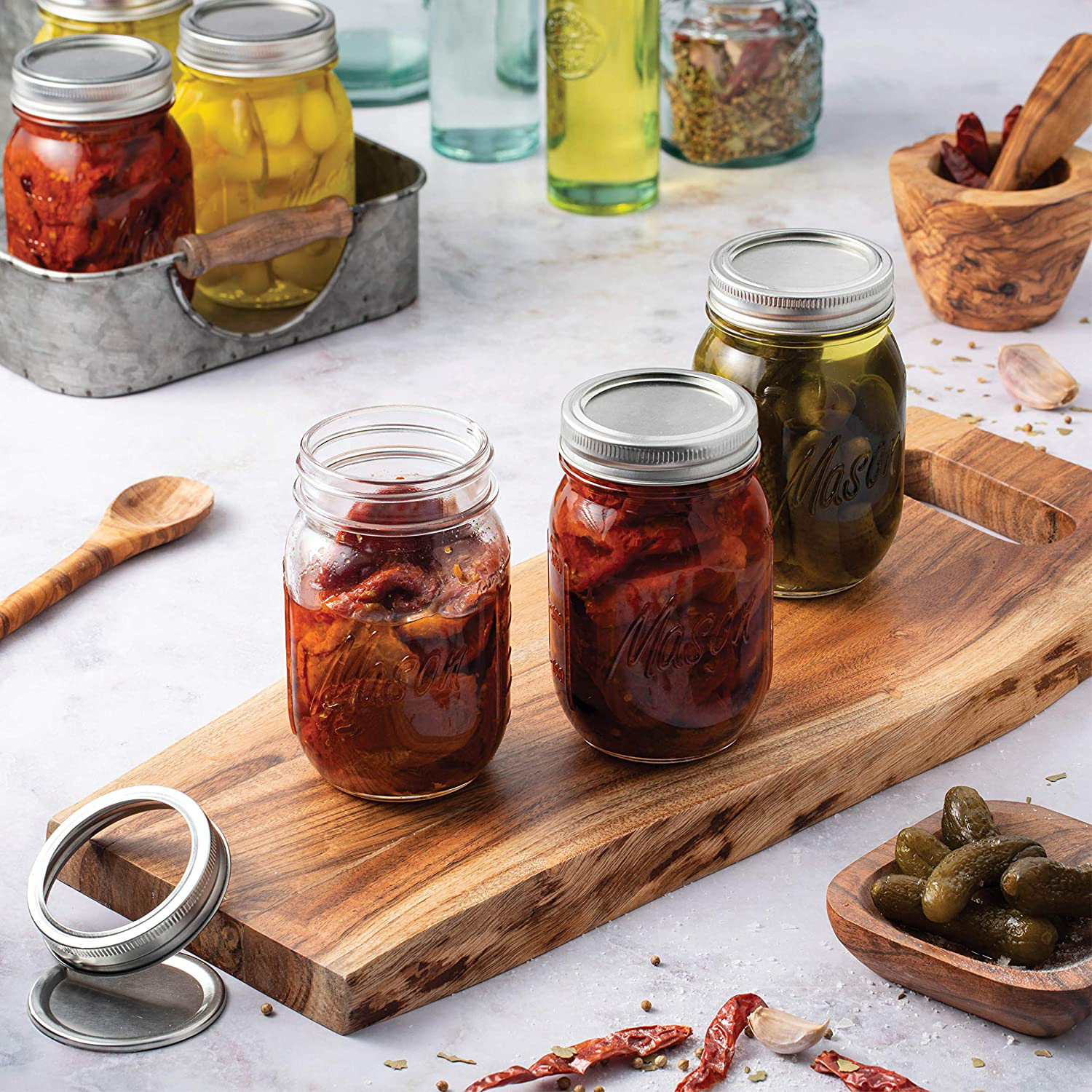 Regular-Mouth Glass Mason Jars, 16-Ounce (6-Pack) Glass Canning Jars with Silver Metal Airtight Lids and Bands with Measurement Marks, for Canning, Preserving, Meal Prep, Overnight Oats, Jam, Jelly,