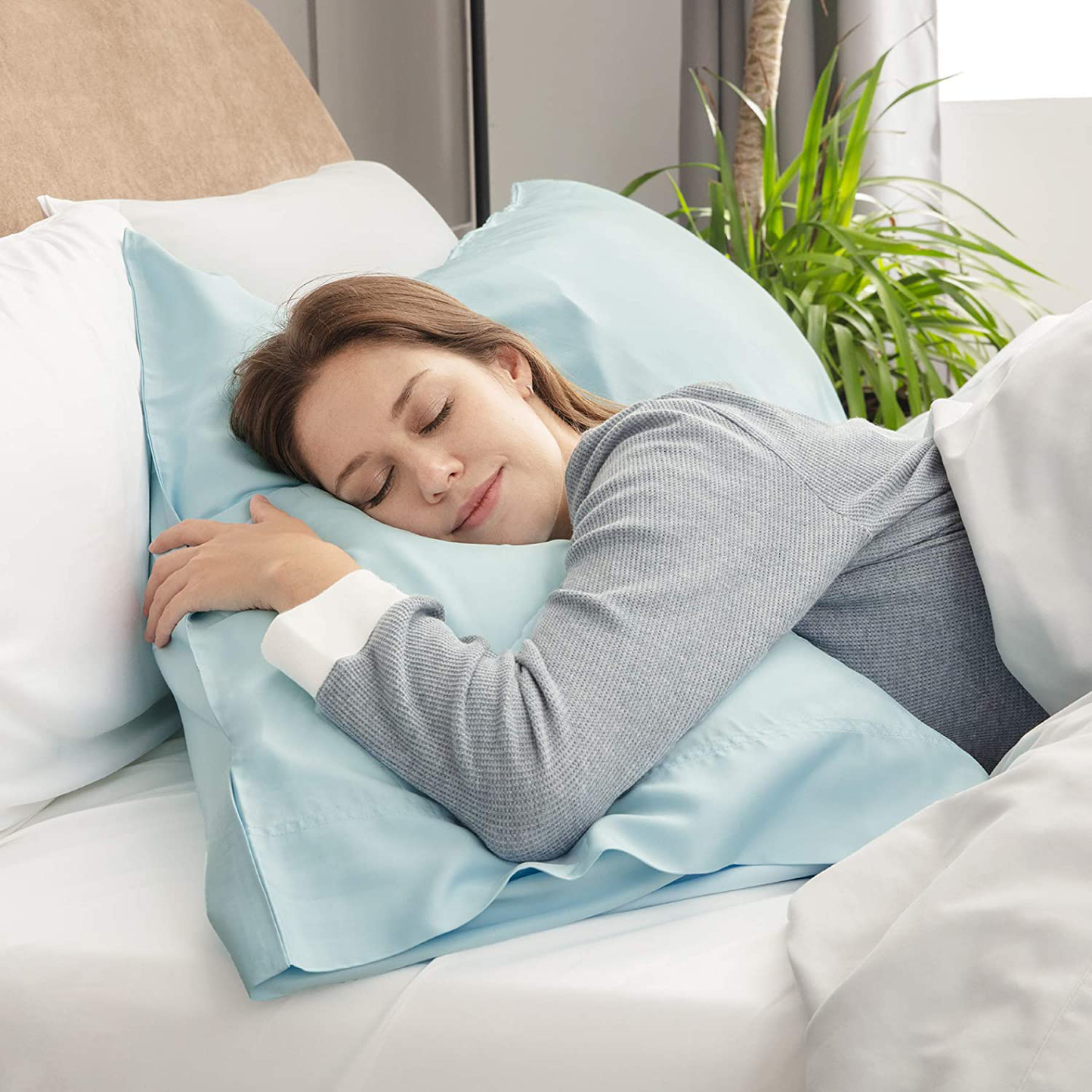 Bedsure Bamboo Pillow Cases Standard Size Set of 2 - Grey Cooling Pillowcases 2 Pack with Envelope Closure, Cool and Breathable Pillow Case, 20x26 inches