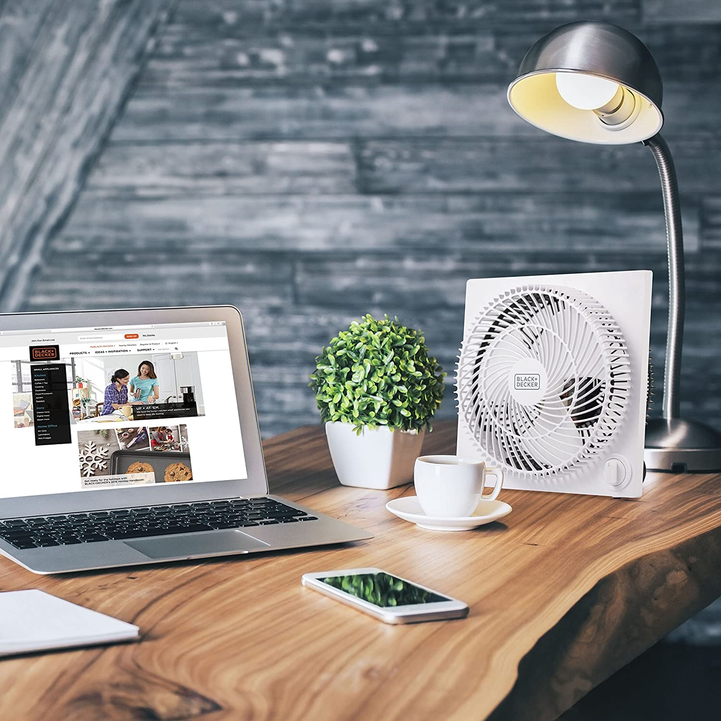 BLACK+DECKER Mini Box Fan – Tabletop Quiet 9 Inch Desk Box Fans Frameless BFB09W White
