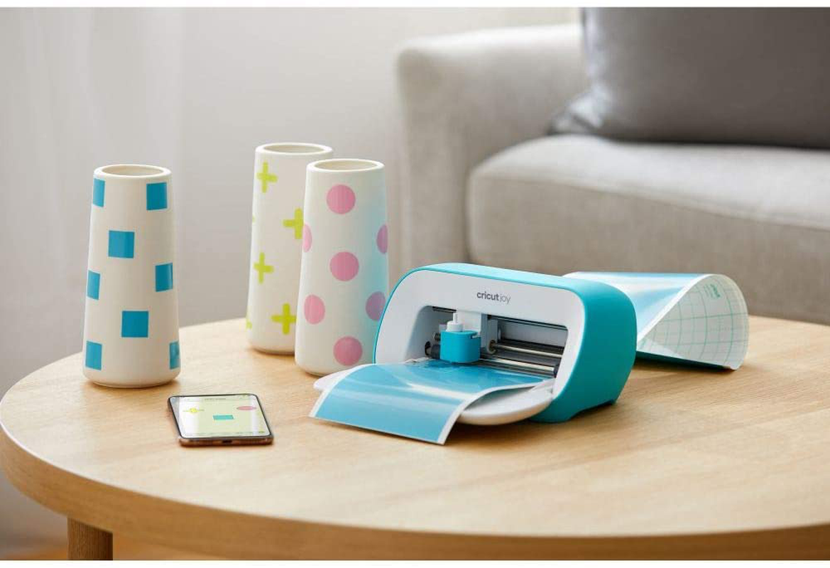 Cricut Joy Smart Vinyl - Permanent - Adhesive Decal Roll