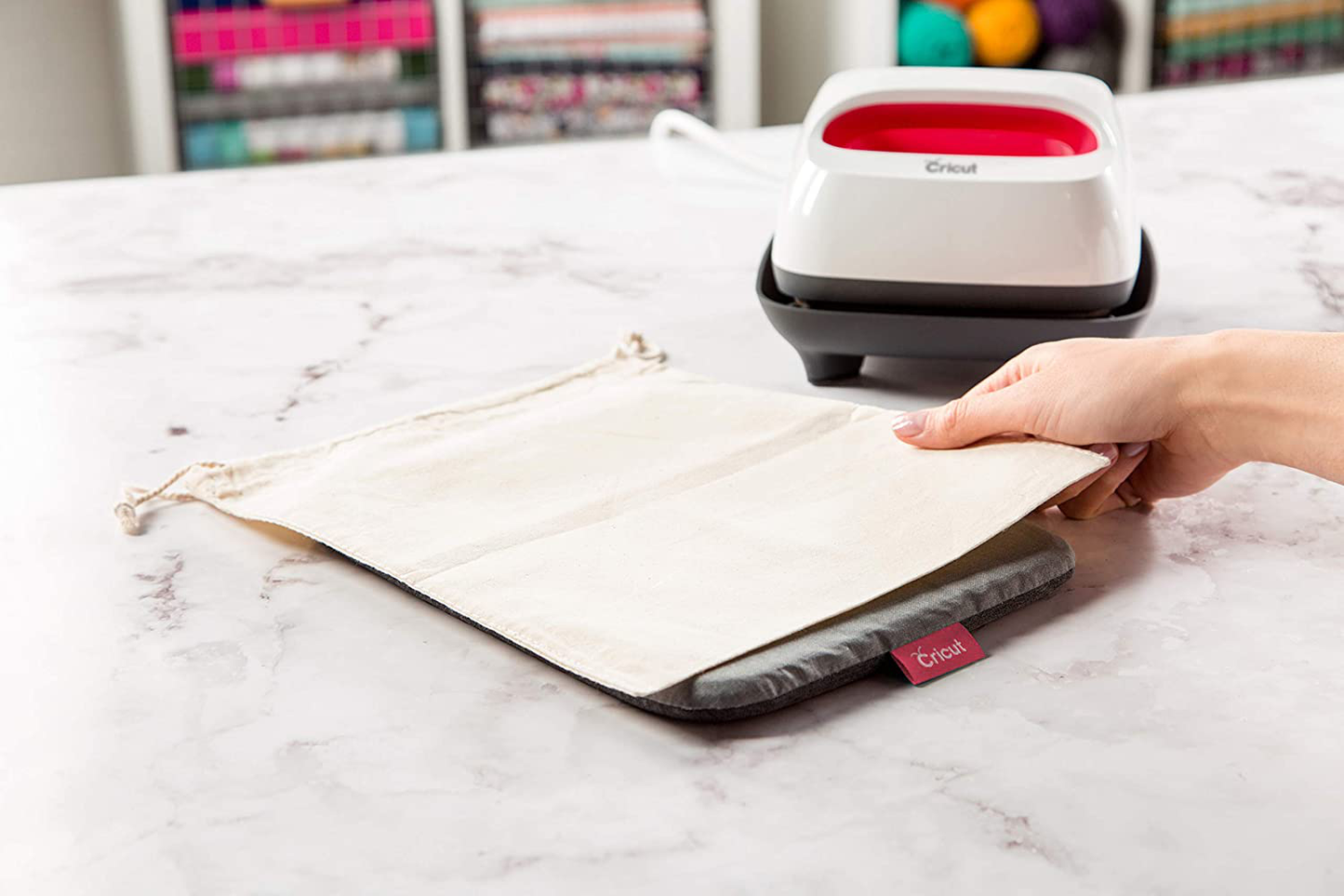 Cricut EasyPress Mat, Protective Heat-Resistant Mat for Heat Press Machines and HTV and Iron On Projects