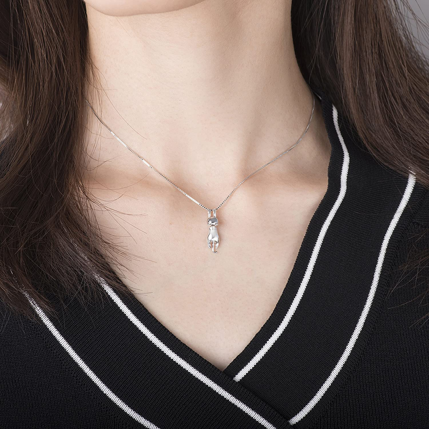 S.Leaf S925 Sterling Silver Cat Necklace Matte Silver Cat Pendant Collarbone Necklace