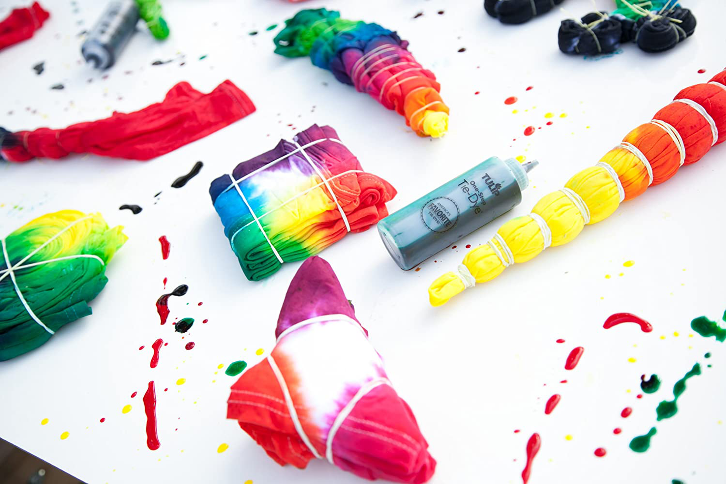 Tulip One-Step Tie-Dye Kit All-in-1 Kit for Group Activity Tie-Dye