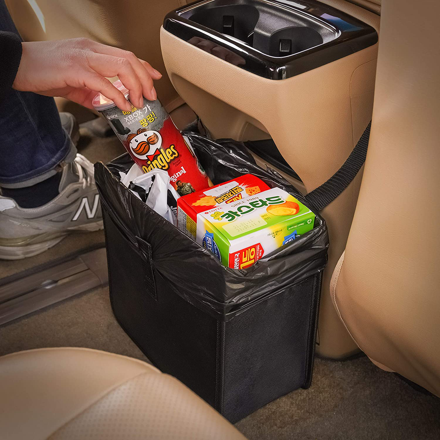 KMMOTORS Foldable Car Garbage Can Patented Car Waste Basket Comfortable Multifuntional