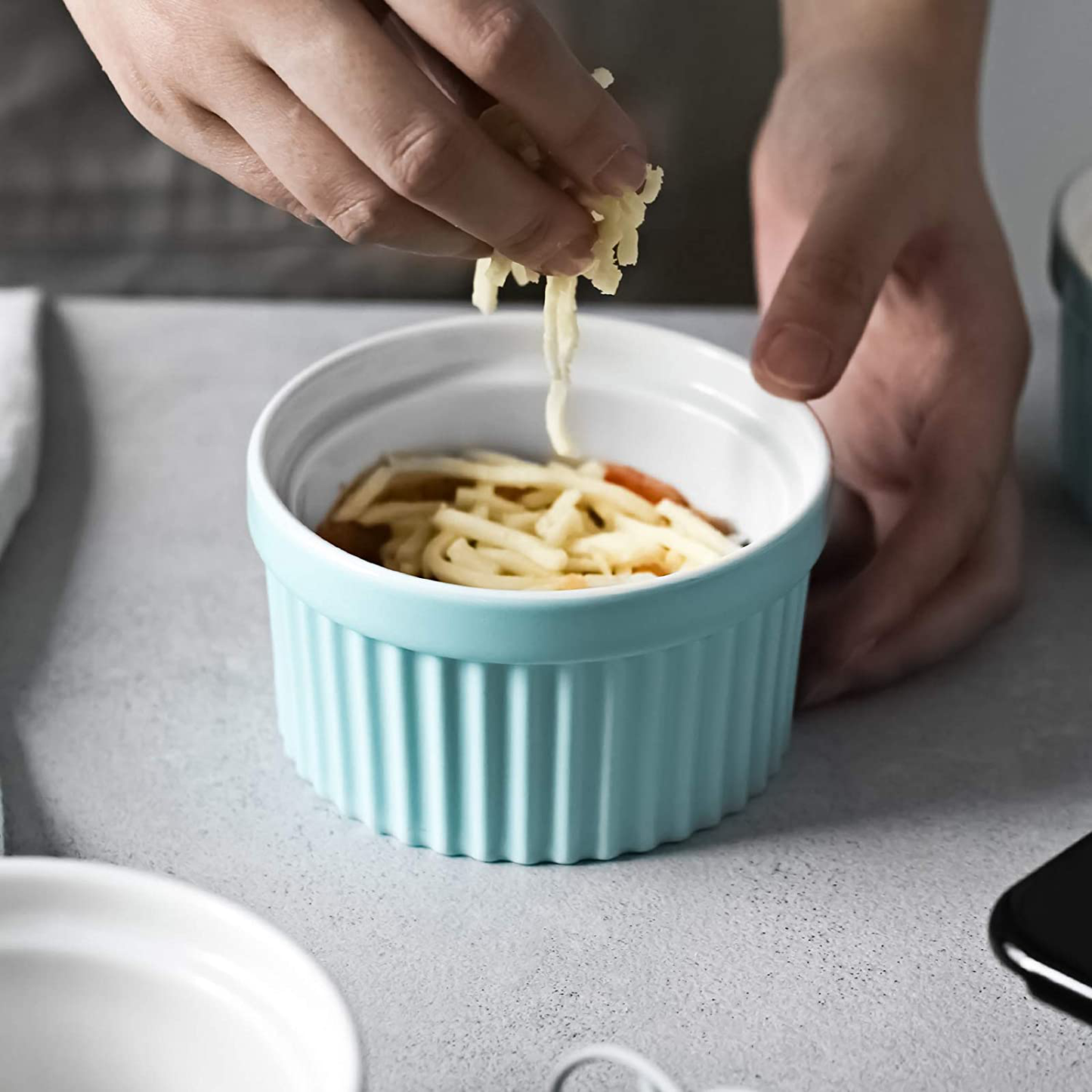 DOWAN 4 oz Ramekins - Ramekins for Creme Brulee Porcelain Ramekins Oven Safe, Classic Style Ramekins for Baking Souffle Ramekins Bowls, Set of 6, White