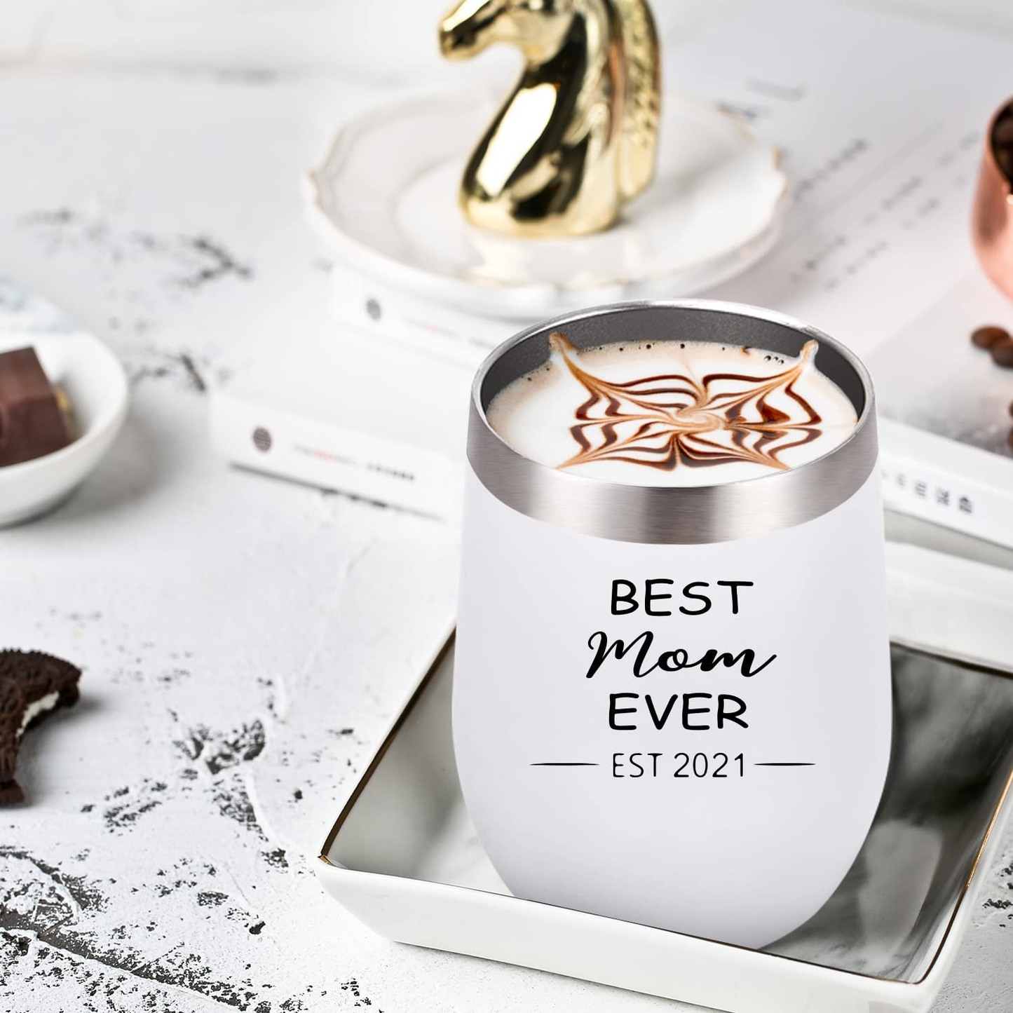 New Parents Gifts, Best Dad and Mom Ever Est 2021 Tumbler Set, New Mom and Dad Parents Baby Shower New Pregnancy Gift, Insulated Stainless Steel Wine Tumbler with Lid Straw(12Oz, Black and White)