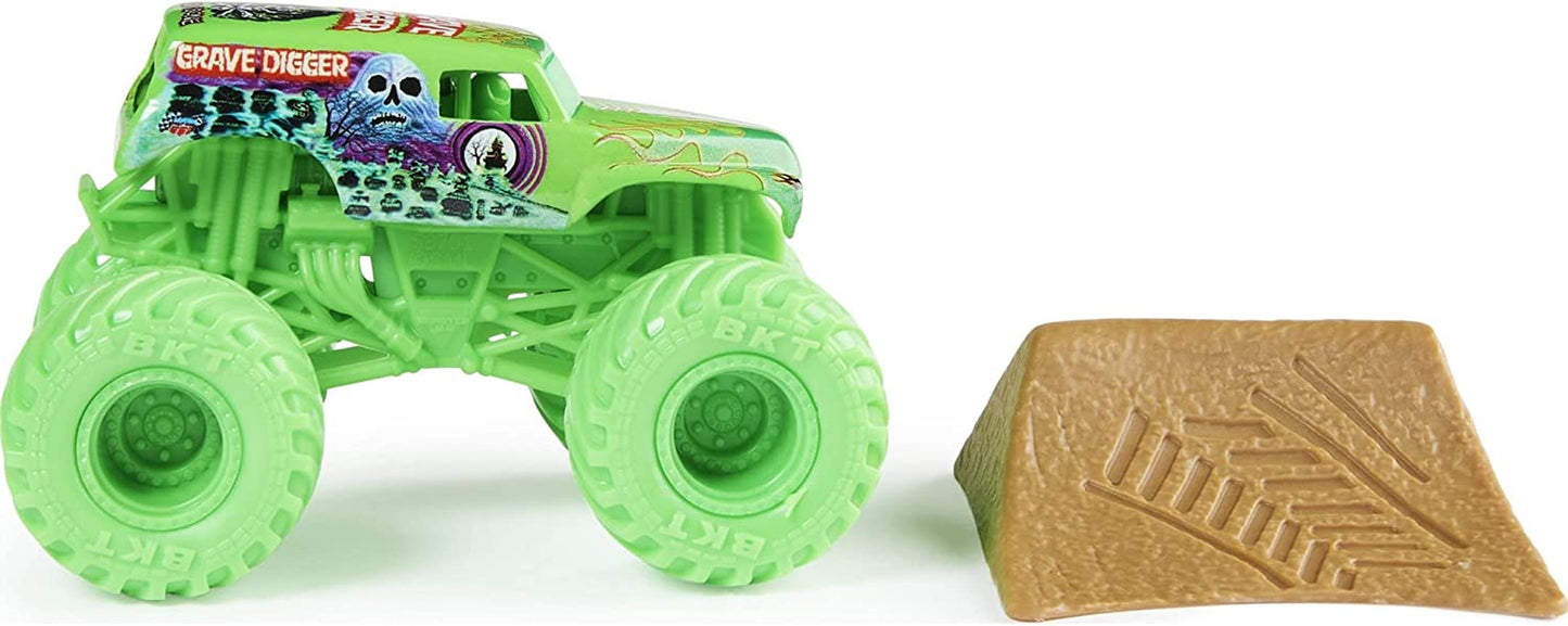 Monster Jam 2022 Spin Master 1:64 Diecast Truck with Bonus Accessory: Hyper Fueled Grave Digger