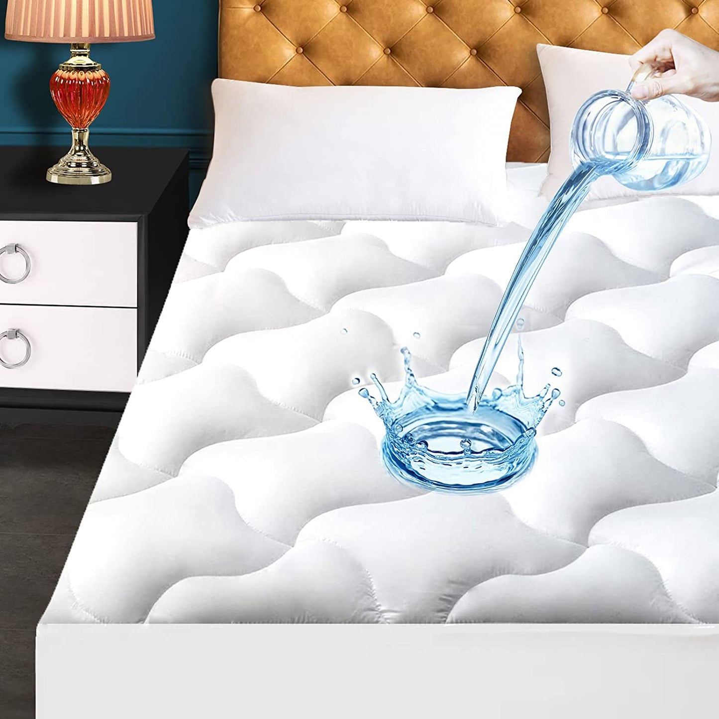 Queen Size Quilted Fitted Mattress Pad, Waterproof Breathable Cooling Mattress Protector, Stretches up to 21 Inches Deep Pocket Hollow Cotton Alternative Filling Noiseless Mattress Cover