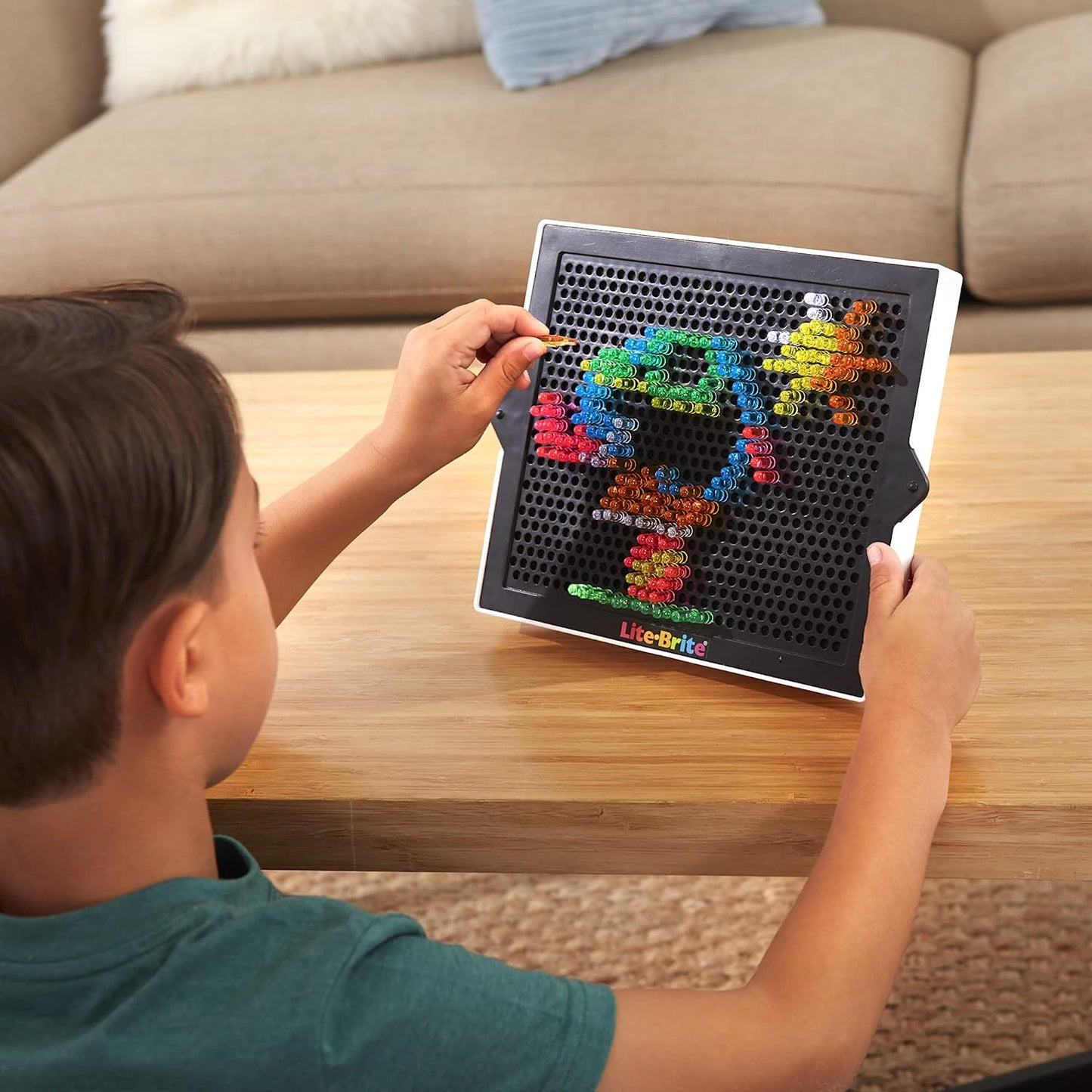 Lite-Brite Ultimate Classic Retro and Vintage Toy, Gift for Girls and Boys, Ages 4+