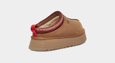 Woman's UGG Tazz Slippers - Chestnut