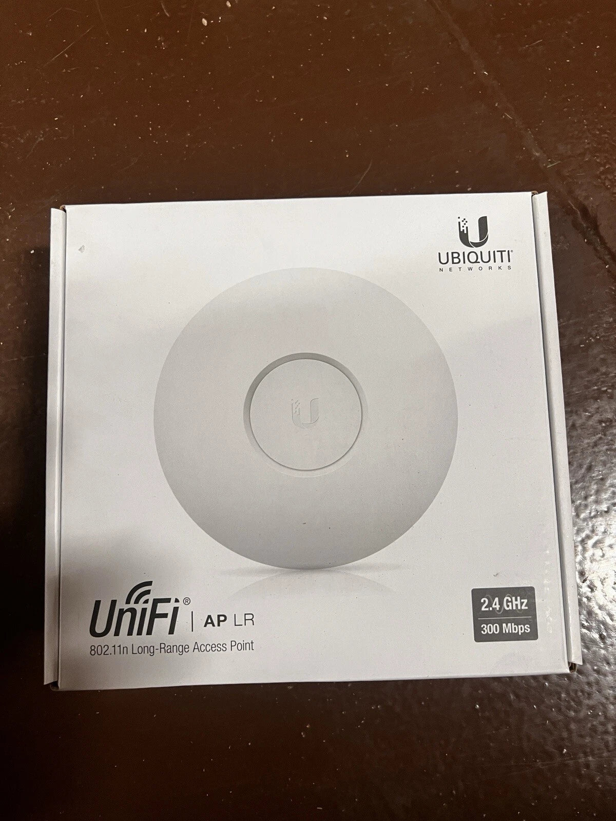 Ubiquiti UniFi 300 Mbps Wireless Access Point – Professional and Reliable Wi-Fi Connectivity. Open Box