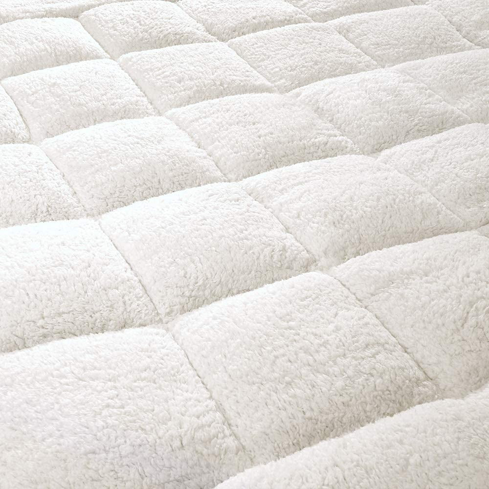 King Mattress Topper with Unique Sherpa Fleece Cover, Ovefilled Ultra Soft & Comfort Mattress Pad Pillow Top Mattress Cover Quilted Fitted Mattress Protector Reversible with 8-21" Deep Pocket (60X80)