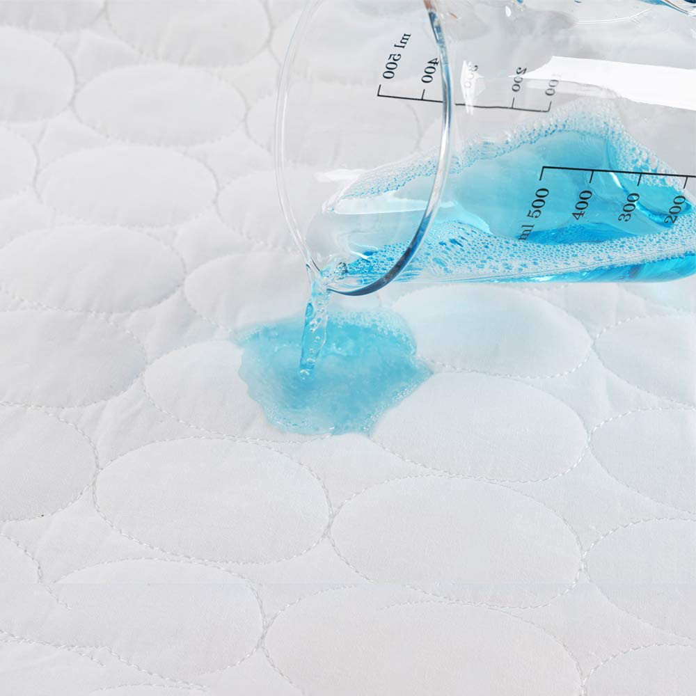 Bedecor Quilted Fitted Mattress Pad Super Water Absorption Deep Pocket to 18 Inches - Twin