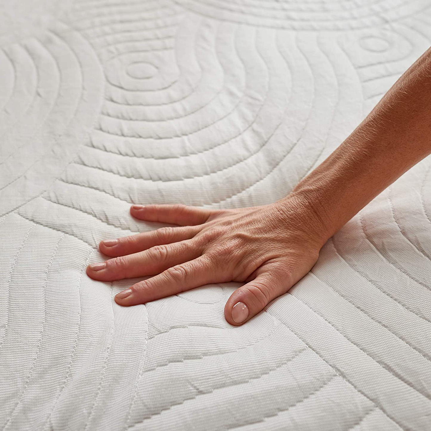 Tempur-Pedic Cool Luxury Mattress Pad, Queen, White