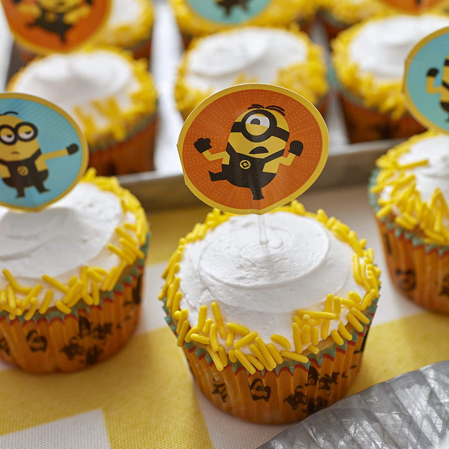 Wilton 50 Count Despicable Me 3 Minions Cupcake Liners, Assorted