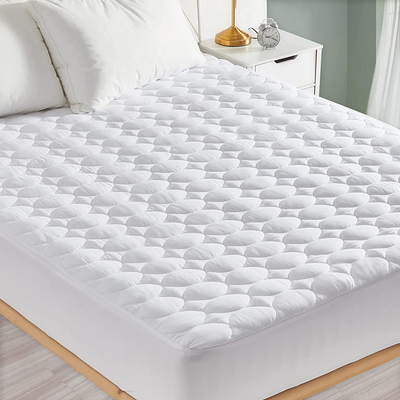 HYLEORY King Mattress Pad Cover Stretches up 8-21" Deep Pocket Ultra Soft Quilted Fitted Cooling Breathable Fluffy Soft Mattress Pad