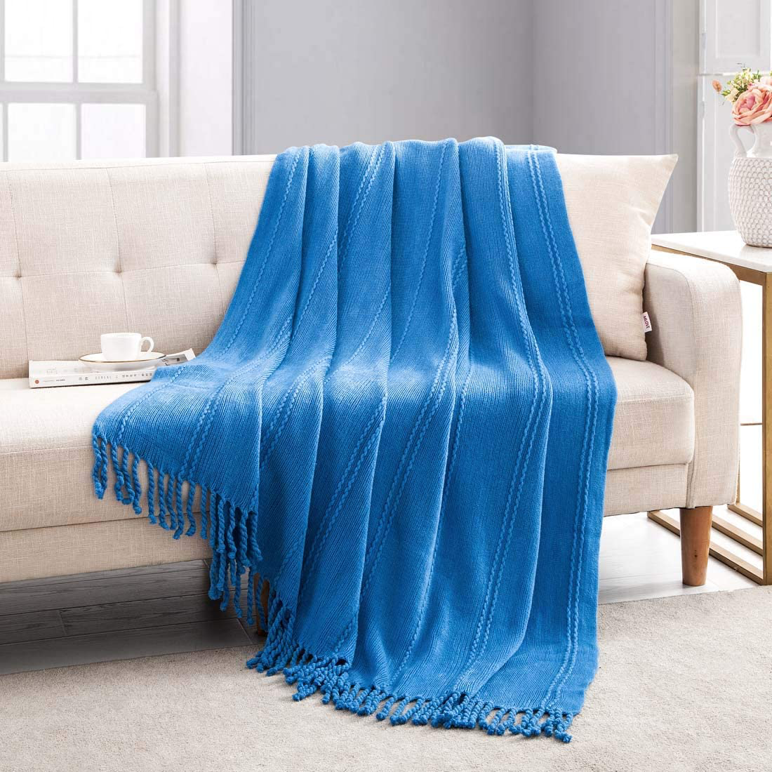 Revdomfly Knitted Throw Blanket Royal Blue Farmhouse Woven Blankets with Fringe Tassels for Couch Bed, 47" x 67", Royal Blue