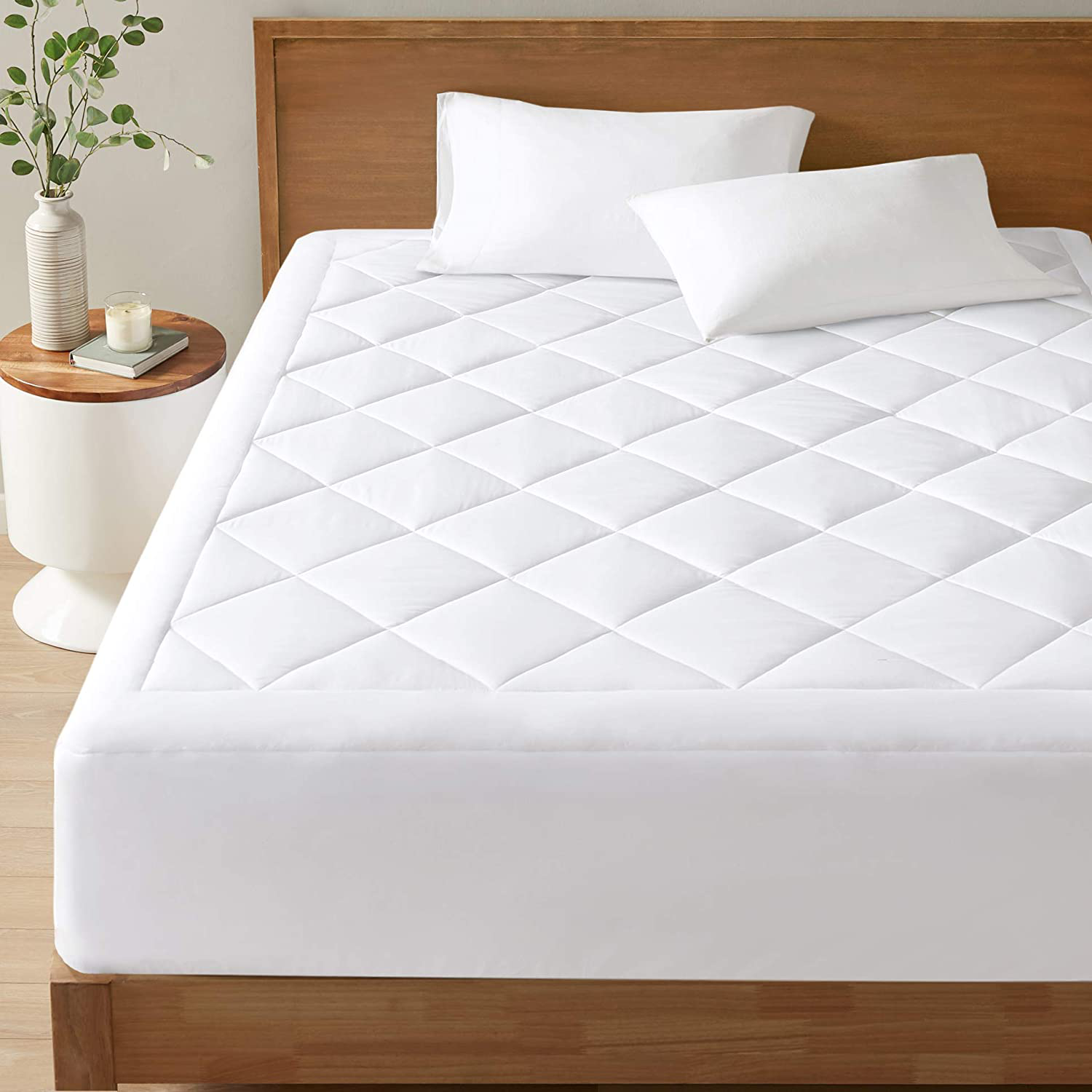 Degrees of Comfort Premium Soft Waterproof Mattress Pad King Size | Quilted Topper Fitted 15'' Inch Deep Pocket 3M Scotchgard Stain Resistant Protector Cover | Cooling, Washable, Breathable