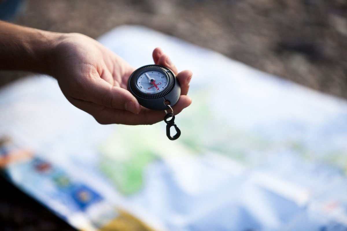 Coghlan'S Compass