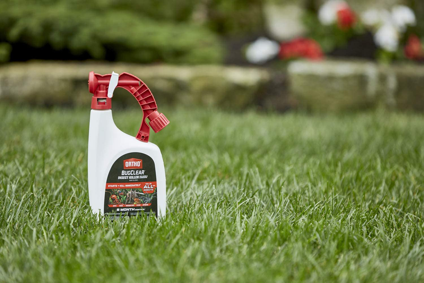 Ortho BugClear Insect Killer for Lawns and Landscapes Concentrate - Kills Ants, Ticks, Armyworms, Mosquitoes, Fleas and Spiders in Your Yard, Starts Killing Within Minutes, Odor Free, 32 oz.