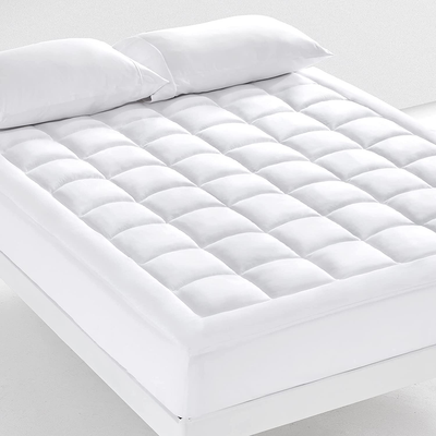 SONIVE Quilted Mattress Pad Soft Fluffy Pillow Top Mattress Cover Down Alternative Fill Topper Streches up to 21 Inches Deep Pocket (White, Twin)