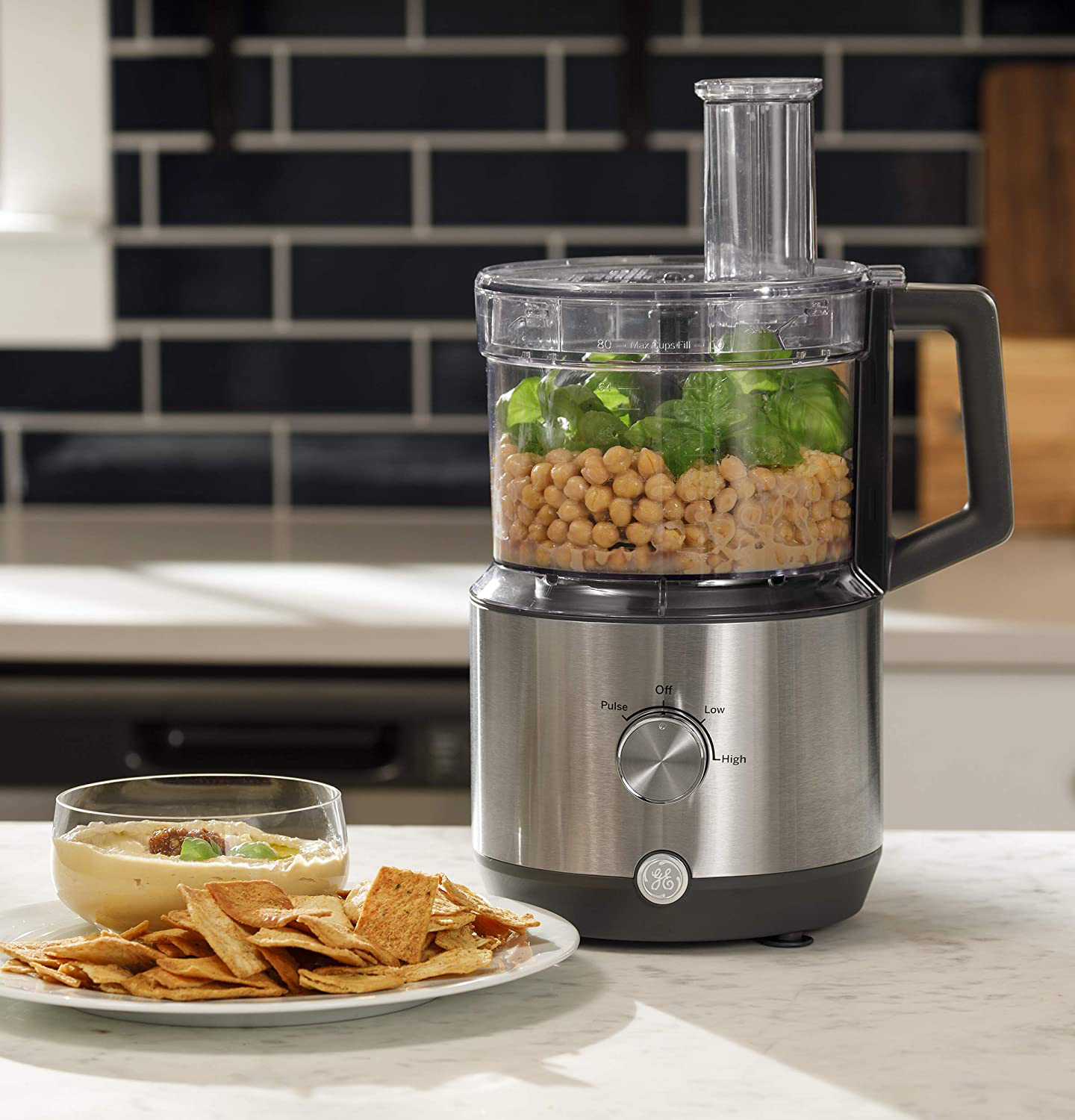 GE Food Processor | 12 Cup | Complete with 3 Feeding Tubes, Stainless Steel Mixing Blade & Shredding Disc | 3 Speed | Great for Shredded Cheese, Chicken & More | Kitchen Essentials | 550 Watts