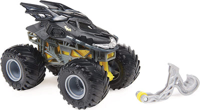 Monster Jam 2021 Spin Master 1:64 Diecast Monster Truck with Wheelie Bar: Heroes and Villains Batman