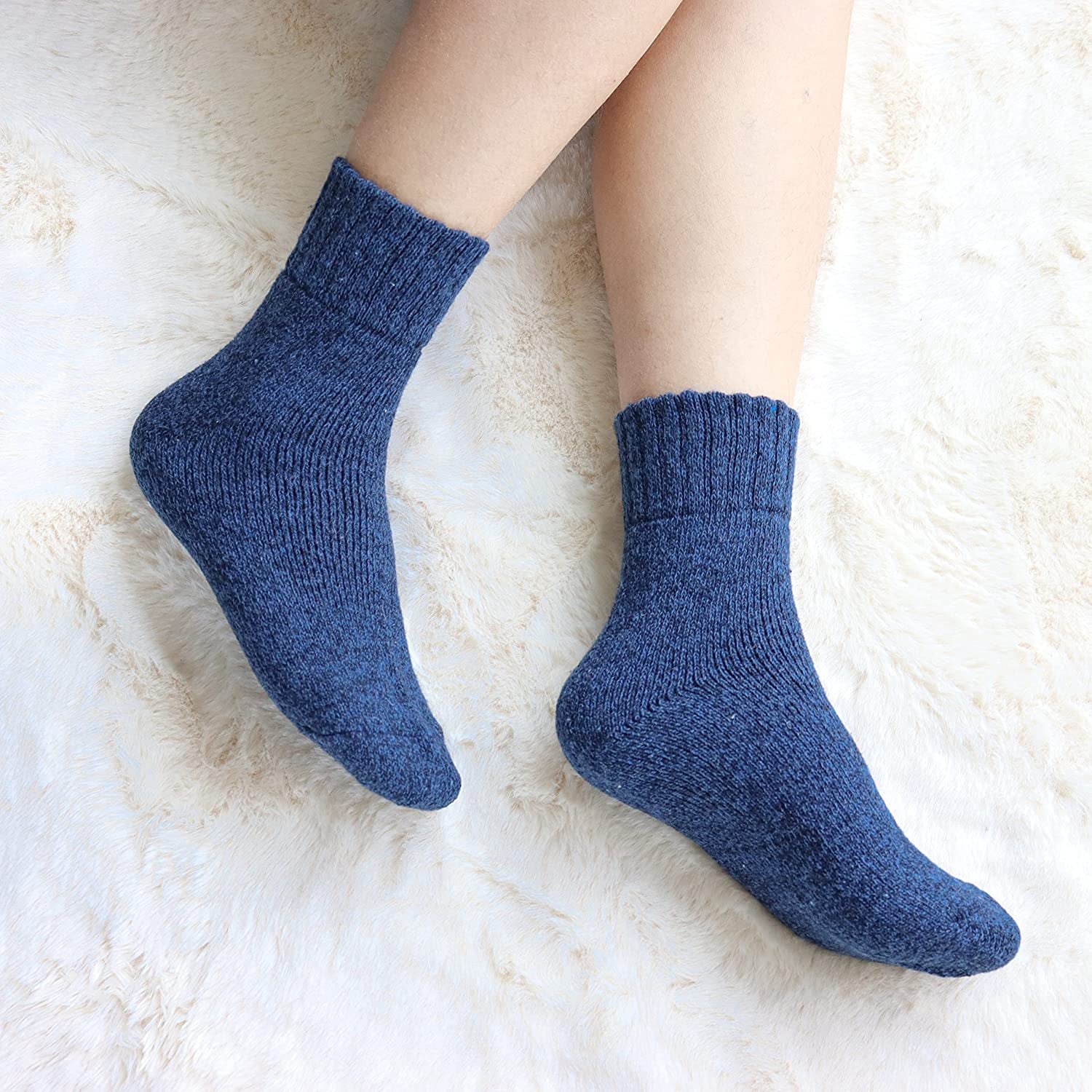 Wool Socks for Women, 5 Pairs of Warm Winter Cozy Thermal Thick Socks