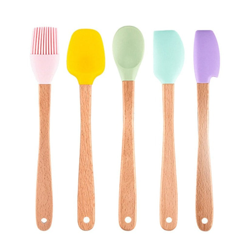  1 Set Bakeware Sets Food Grade Wooden Handle Undeformable Flexible Baking Eco-Friendly Smooth Edge Cake Utensils for Bakery